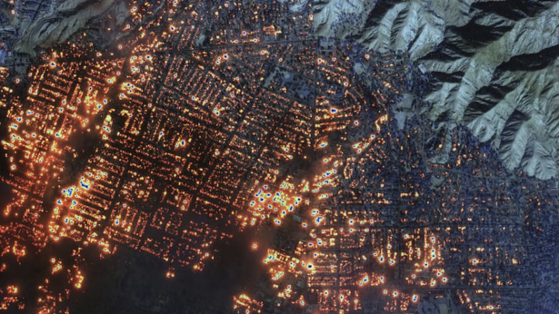 Wildfires: Satellite data for real-time detection